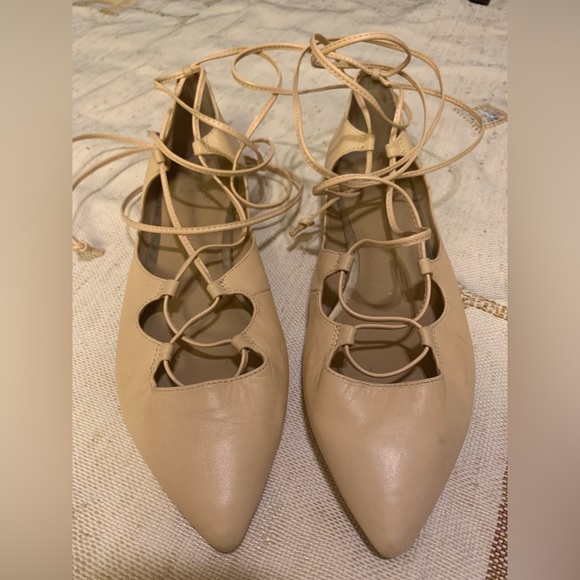 Nude ballerina flats - Picture 1 of 2